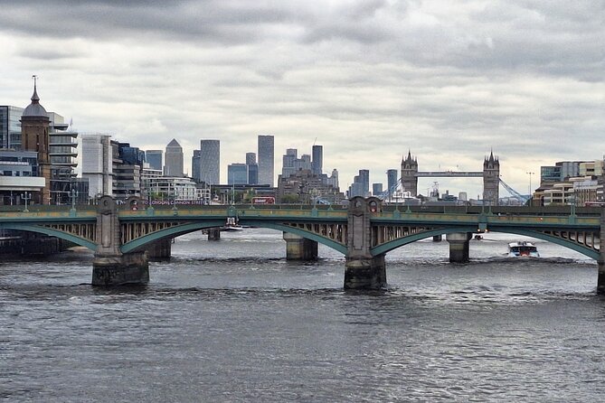 2 Hour Big Ben to Borough Market Walking Tour - Tower Bridge, the Globe, and the old river crossing