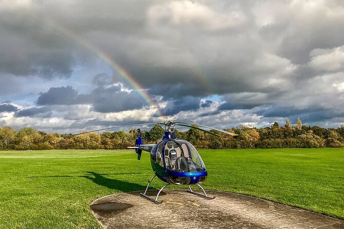 25 minute Helicopter Discovery Trial Lesson - The safety briefing comes before the excitement