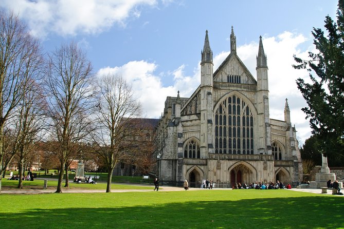 3-Day Isle of Wight and the Southern Coast Small-Group Tour from London - Accommodation in Shanklin: choose carefully