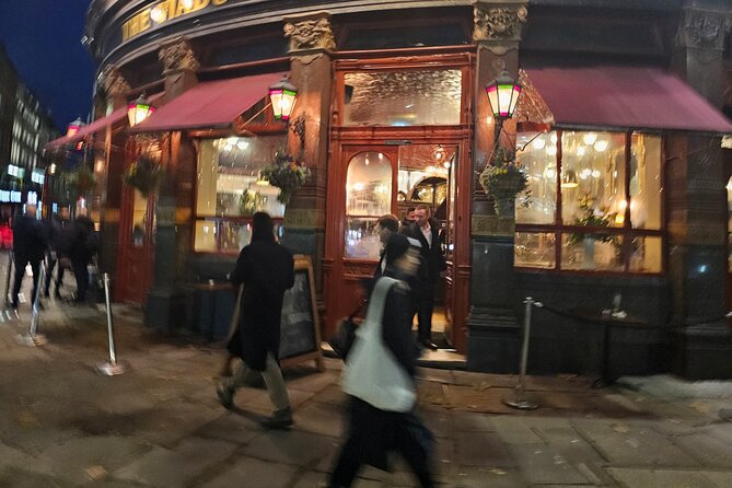 3-Hour Historic Pub Experience in London - The Temple district and the roots of Common Law