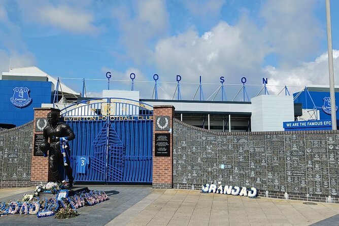 3 Hours Football Stadiums E-Bike Tour in United Kingdom - Through the university quarter to Everton Park