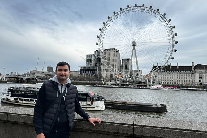 30 Major London Attractions Walking Tour With Photos - The free video and small-group value