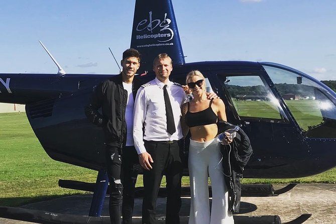 35 minute London Sightseeing Helicopter Tour - Redhill Aerodrome gives the tour a flying start