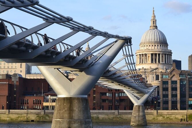 4-Hour Private Guided Tour of London on a Classic Itinerary - Royal portraits at the National Portrait Gallery