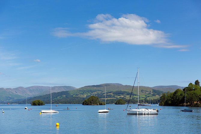 4 hour Private Lake District tour (tour B) - Bowness-on-Windermere Starts the Morning