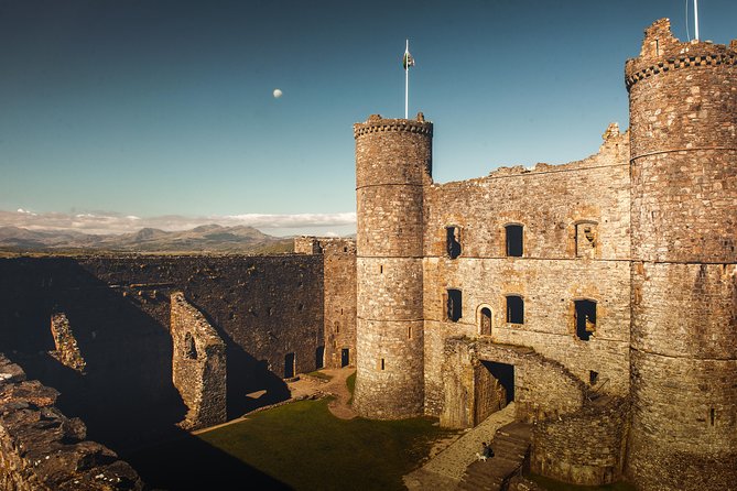 5-Day Discover Wales Small-Group Tour from London - Day four: Pembrokeshire, St Davids, and Pembroke