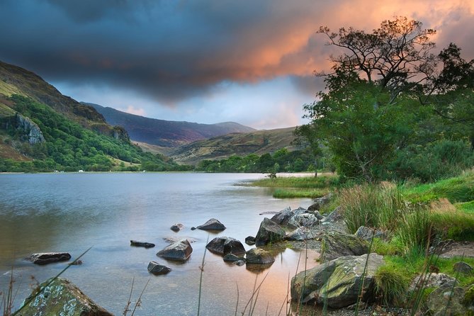 5-Day Discover Wales Small-Group Tour from London - Day two: Snowdonia and Harlech Castle