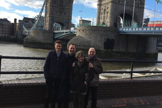 6 hour London Private Tour, with your own Black Cab Tour Guide - Buckingham Palace, Kensington Palace, and St. James’s Palace