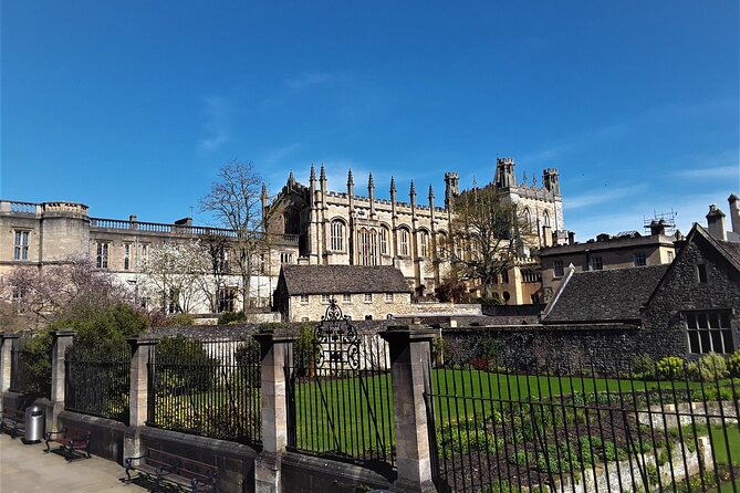 90 Minute Classic Walking Tour of Oxford - High Street, Magpie Lane, and the people of Oxford