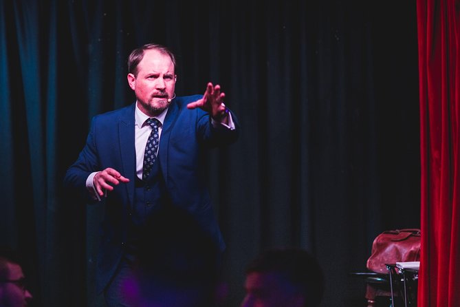 (9pm) The House Magicians Comedy & Magic Show - Smoke & Mirrors - What the evening schedule really means