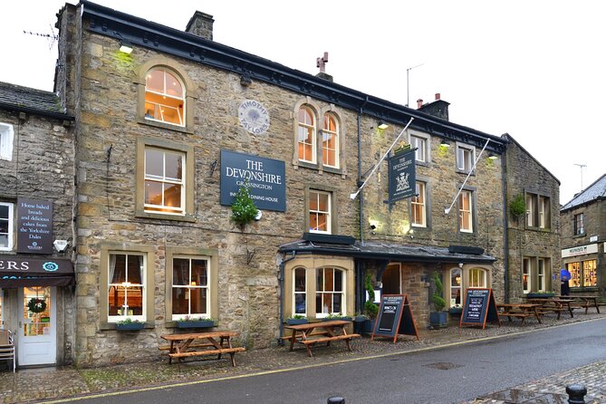 "All Creatures Great and Small" Tour from the Lake District - From Windermere to the filming country