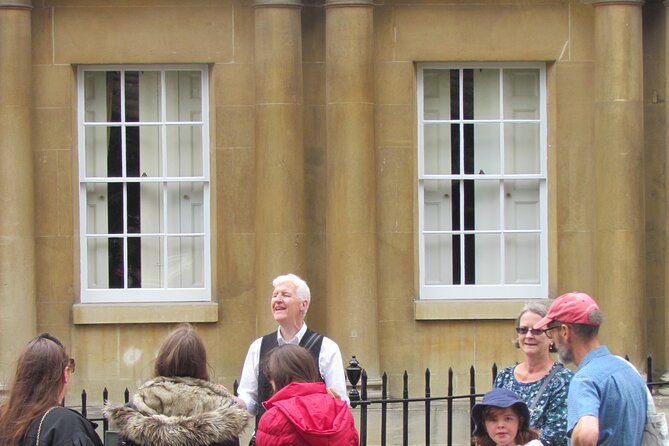 Bad of Bath fun Walking Tour of Bath - The Circus: grand design with less grand behavior