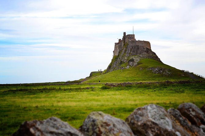 Bamburgh and Lindisfarne Day Tour - Leaving Newcastle at 9:00 AM
