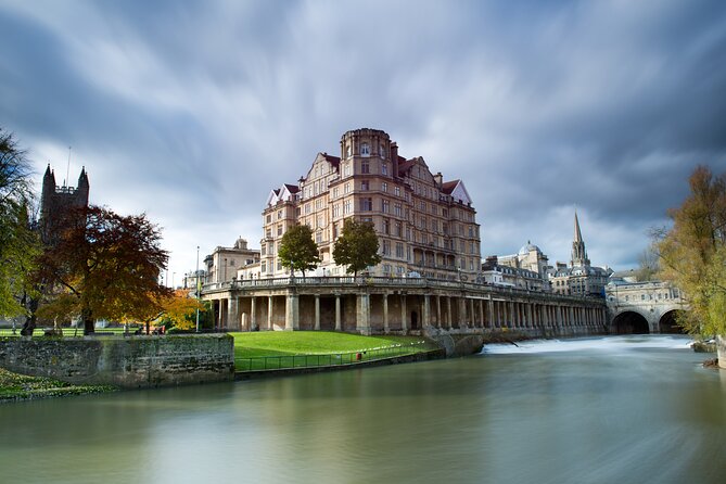 Bath and Cotswolds Guided Tour from London - Bath: grand streets and a city built around water