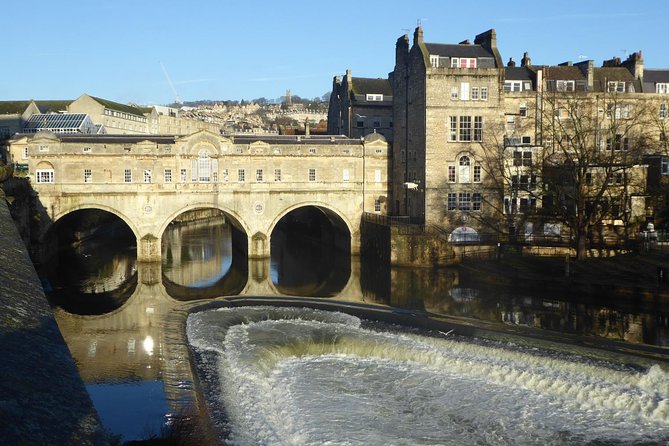 Bath City Tour & Fly a Hawk Experience - Day Tour from Bath - Weather and the owl alternative