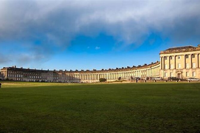 Bath: Local Pubs & Historic Sights Walking Tour (3h) - Why the small group matters