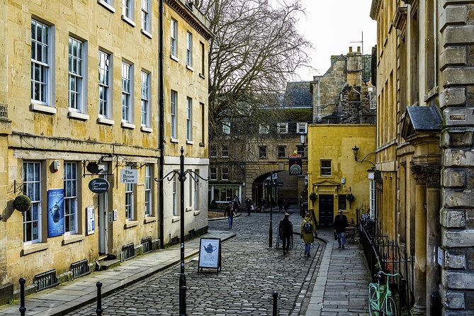 Bath Private Guided Walking Tour - Why a private two-hour walk works well in Bath