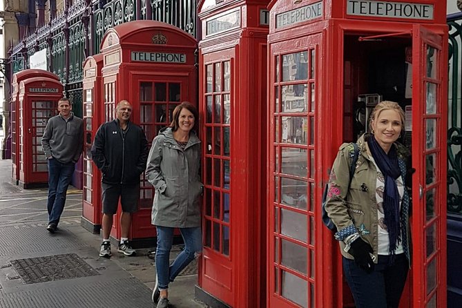 Beatles Fab 4 London Taxi Tour - Guides, music, and the personal touch