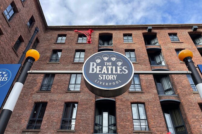 Beatles Guided Walking Tour in Liverpool - Seeing the Cavern Club from the outside