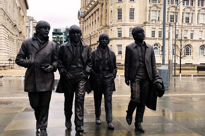Beatles Maniacs Private Exclusive Experience with Guide - Why this private Beatles walk feels different