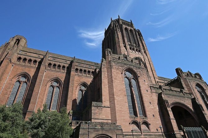 Best of Liverpool Sightseeing Tour by Private Taxi - The Three Graces and Liverpool’s waterfront