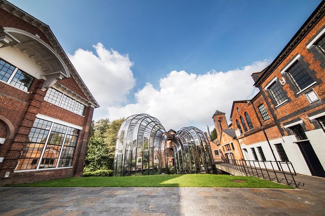 Bombay Sapphire Gin Distillery Tour and Cocktail - The Turbine Bar and your first G&T