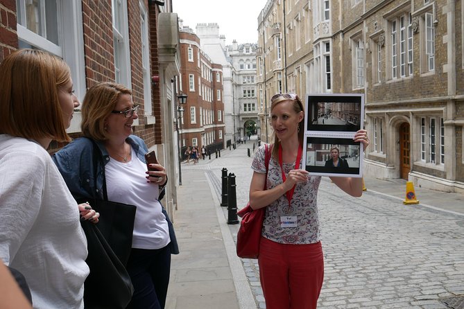 Bridget Jones Walking Tour of Locations - The zebra crossing and Bridget’s cigarette shop