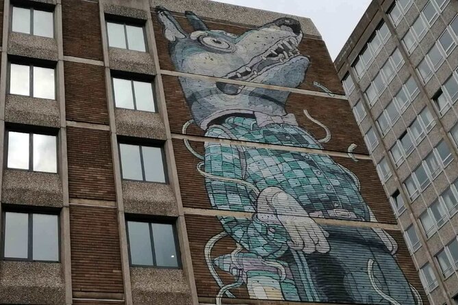 Bristol Street Art: Banksy Exploration Game and Tour - The Banksy stop and the limits of the title