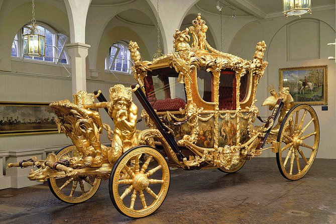 Buckingham Palace: Admission ticket to The Royal Mews - Entering the Royal Mews beside Buckingham Palace