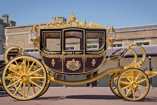Buckingham Palace: Admission ticket to The Royal Mews - Who will enjoy the Royal Mews most