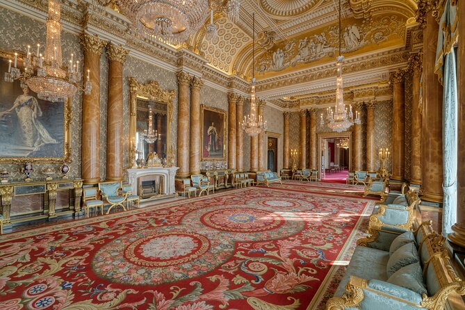 Buckingham Palace Entrance Ticket & British Royalty Guided Tour - Small details that can save your visit
