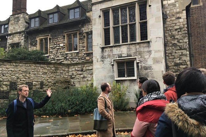 Burnings, Butchery & Black Death: A Walking Tour of London's Bloody Past - Why this London walk feels different