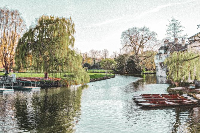 Cambridge's History & Secrets with Self-Guided Walking Tours - Finding the Corpus Clock and Cambridge’s inventions