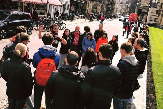 Cambridge Walking & Punting Tour by Alumni™ King’s College Option - How the guides shape the experience