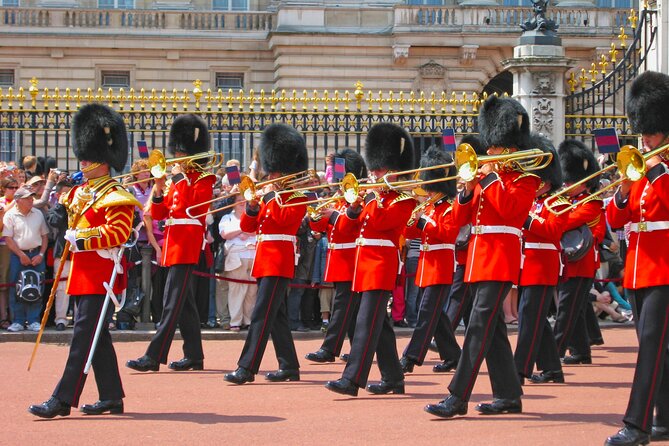 Changing of the Guard & Royal Food Tour with 15+ Tastings - Key Points Before You Book