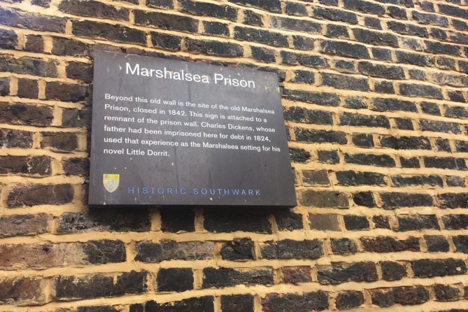 Charles Dickens Private Walking Tour - From Old Bailey to Winchester Palace