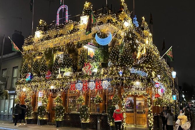 Christmas Lights and Markets London Taxi Tour - Regent Street adds old-fashioned London style