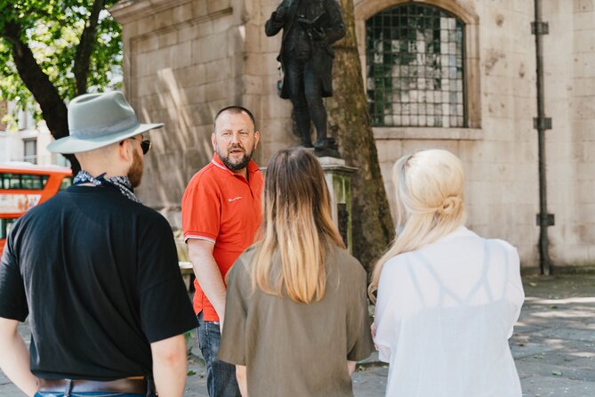 City of London Historic Walking Tour (With Rooftop Visit<em>) – Key things to know before you book’ /></p>
<ul>
<li><strong>The tour crosses 2,000 years of London history</strong>, from the Roman road along Fleet Street to modern skyscrapers such as The Shard.</li>
<li><strong>The City of London is the main focus</strong>, giving you a closer look at courts, banks, churches, markets, and old pubs.</li>
<li><strong>Garden at 120 is included only on Sundays and Mondays</strong>, and busy periods may bring a short wait.</li>
<li><strong>You see the Bank of England’s gold vaults from above</strong>, with 310 tonnes of solid gold bars currently held below.</li>
<li><strong>The route finishes near the Tower of London and Tower Bridge</strong>, a useful location for continuing your sightseeing.</li>
<li><strong>The group is capped at 20 people</strong>, and the mobile ticket makes the start simple at Temple Station.</li>
</ul>
<h2 id="why-the-city-of-london-deserves-a-walking-tour">Why the City of London deserves a walking tour</h2>
<p><img width="669" height="446" decoding="async" src=