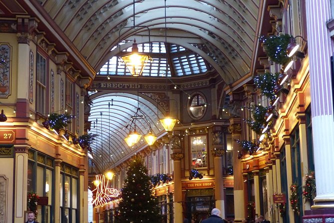 City of London: Tales and Legends of the Historic Center - What the guide adds to the experience