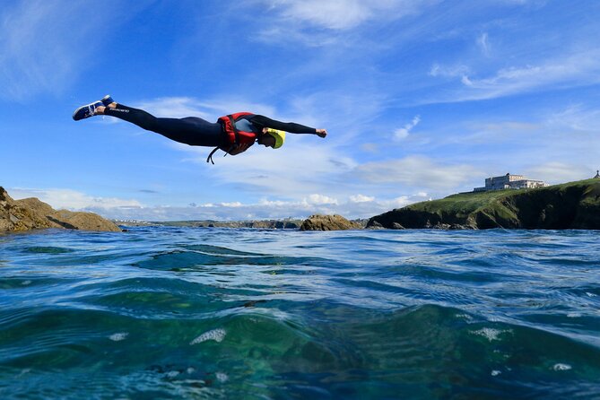 Coasteering - Reading the coast through coves, pools, and caves