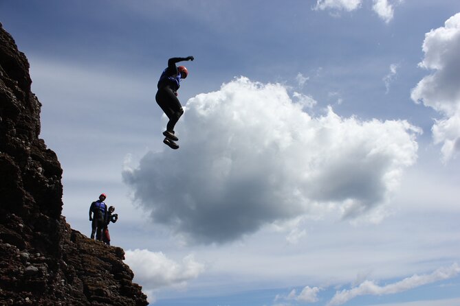 Coasteering Geopark Adventure In Torquay - Meeting at Maidencombe and Getting Kitted Out