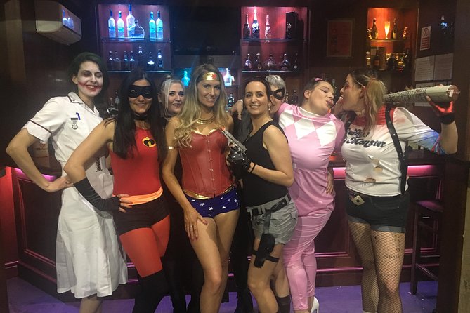 Cocktail Classes in Bristol, England - Why this works well for hen parties and stag parties