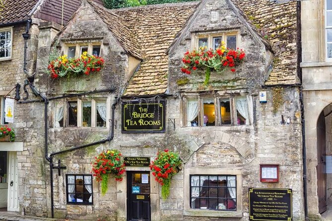 Cotswolds Countryside Tour by Coach: Villages, Views, and Lunch - Leaving London for the Cotswolds