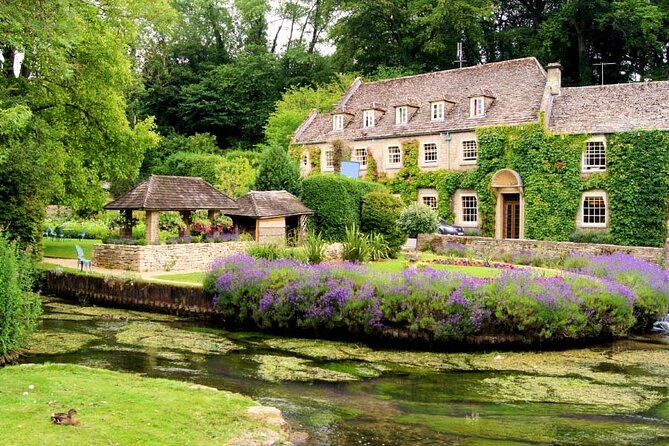 Cotswolds Countryside Tour by Coach: Villages, Views, and Lunch - Stow-on-the-Wold and its market square