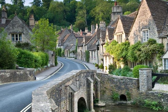 Cotswolds Day Trip from London with Optional Village Lunch - Stow-on-the-Wold: the longest free-time stop