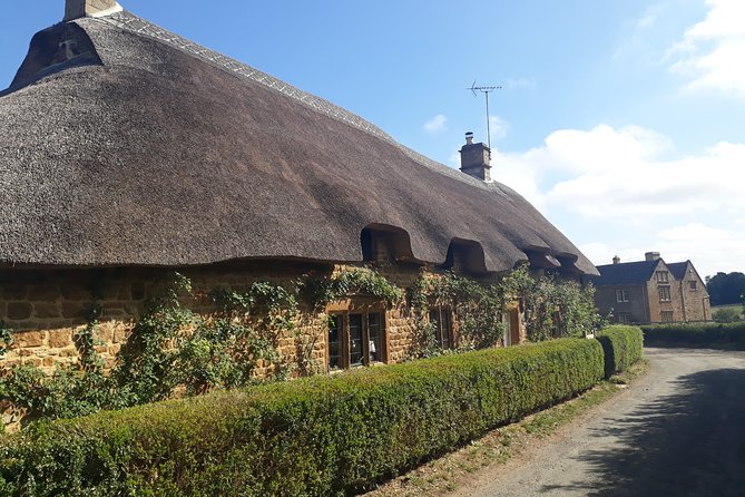 Cotswolds Private Driving Tour from London - An hour in Bourton-on-the-Water