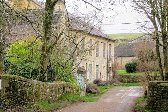 Cotswolds Walking Tour from Stratford-on-Avon or Moreton-in-Marsh - What the guides add