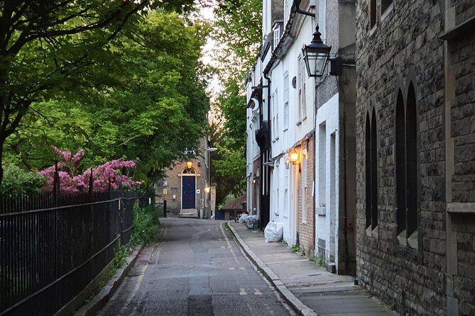 Creepy Cambridge - Cambridge's Most Entertaining Ghost Walk - Corpus Christi College and another troublesome cupboard