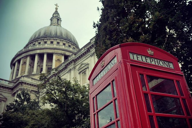Crown Jewels of London Tour with River Cruise - Guides, Headsets, and the Human Factor