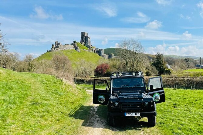 CRUISE SHIP SPECIAL- JEEP SAFARI - PRIVATE GUIDED TOUR (8 Hours) - Lulworth Cove and Durdle Door in one coastal stop